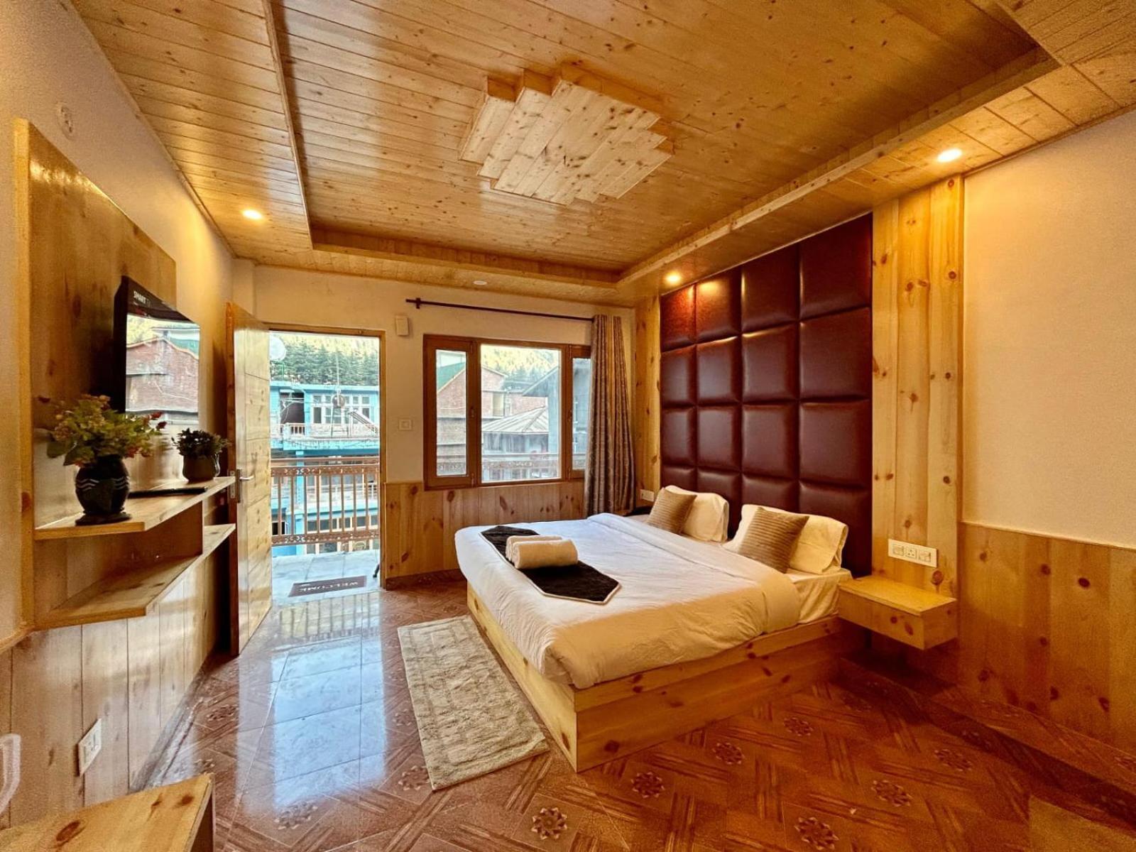 Hotel Jannat Manāli Buitenkant foto